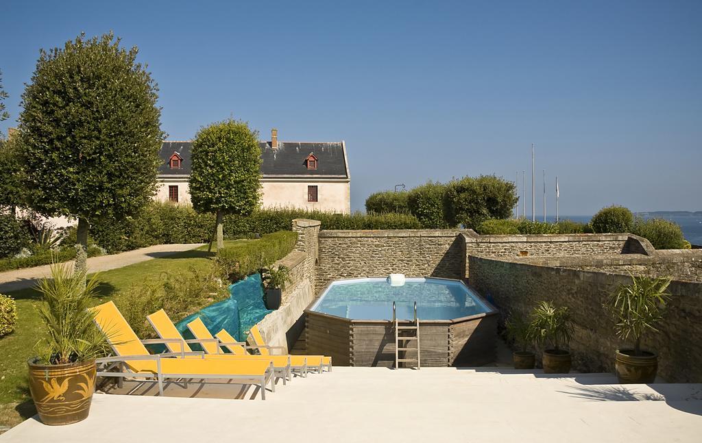 Hotel Citadelle Vauban Le Palais Exterior foto